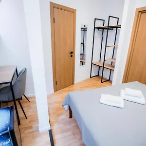 4* מלון Staryi Krakiv