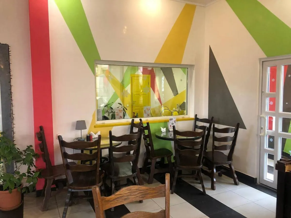 Саквояж Вокзал Bed & Breakfast Lviv